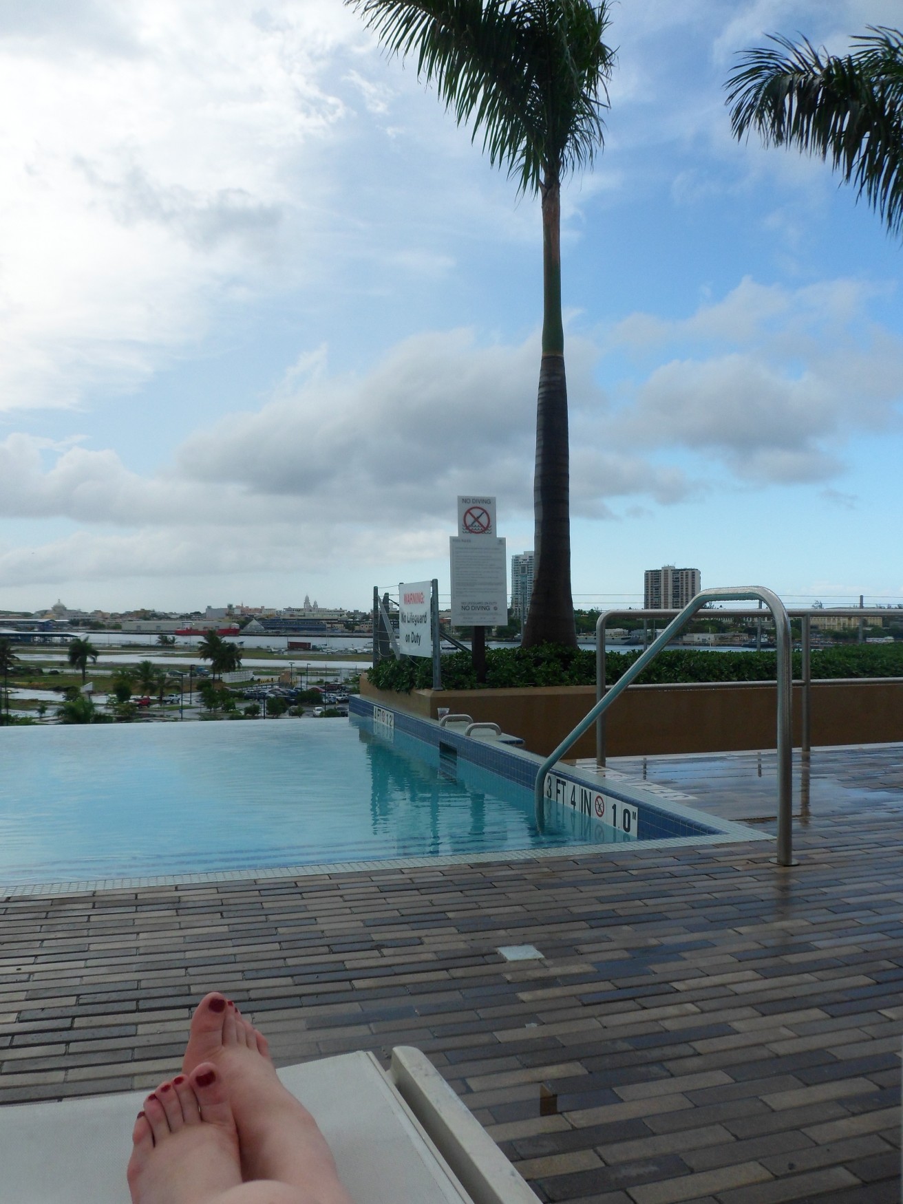 Sheraton Puerto Rico Hotel & Casino infinity pool
