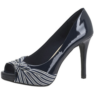 a high heeled shoe with a bow