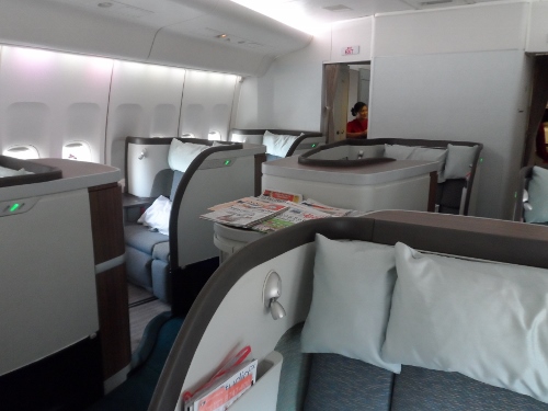 Cathay Pacific First Class Cabin HKG-SFO