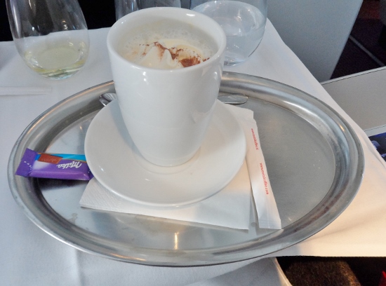 Austrian Airlines Business Class Kaffee Verkehrt