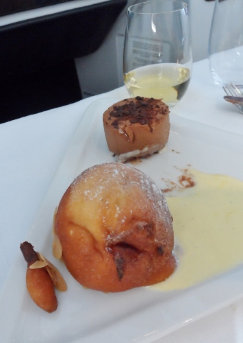 Austrian Airlines Business Class VIE IAD dessert