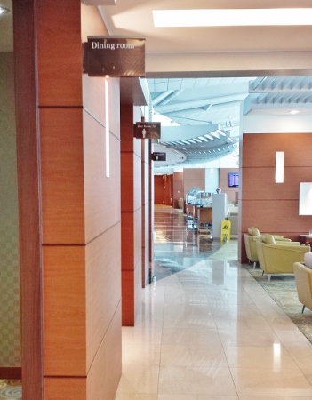 Korean Airlines First Class Lounge hallway