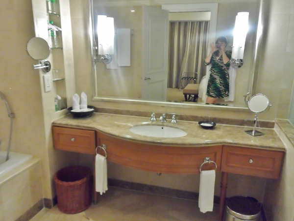 Le Meridien Kuala Lumpur Club Suite Master Bath