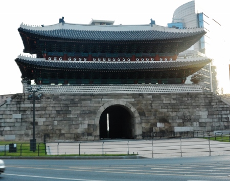 Namdaemun with a tunnel