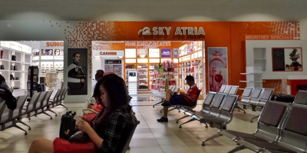 Subang Airport SZB shops