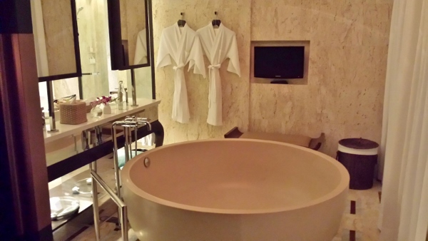 Conrad Koh Samui 1Bedroom Villa Bathroom Tub