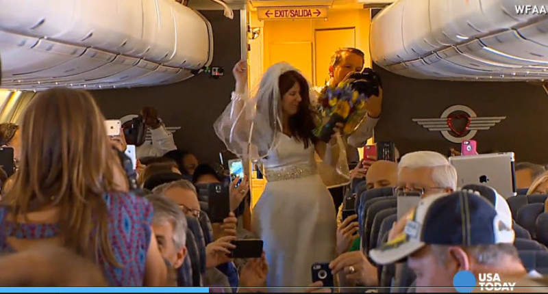 Couple Holds Wedding on Southwest Airlines Flight #NonstopLove