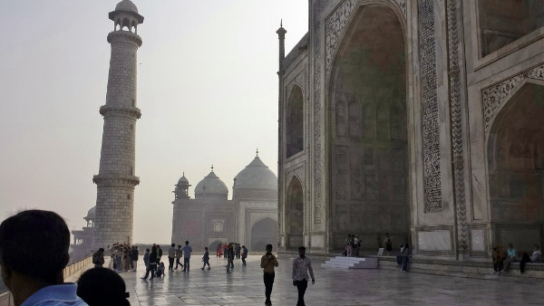 Taj Mahal Agra riverside