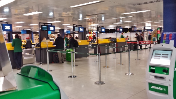 Linate Airport Catania Sicily Alitalia Check in Desks
