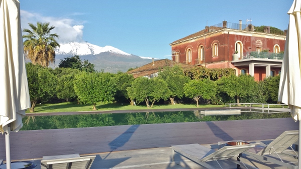 Zash Country Boutique Hotel Sicily Infinity Pool Etna view