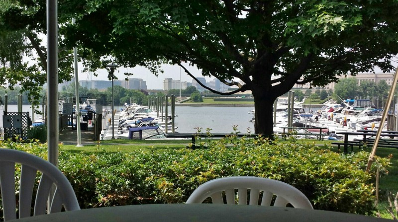 Columbia Island Marina cafe view