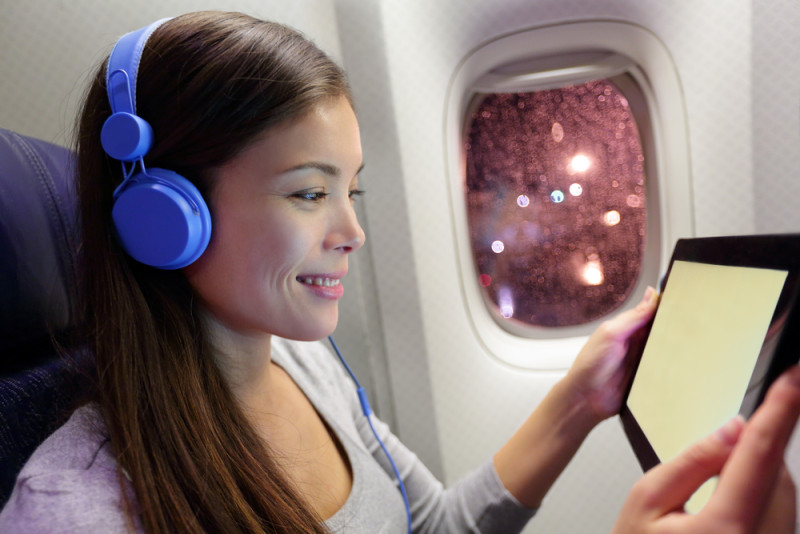 How to Save 50% On In-flight Internet