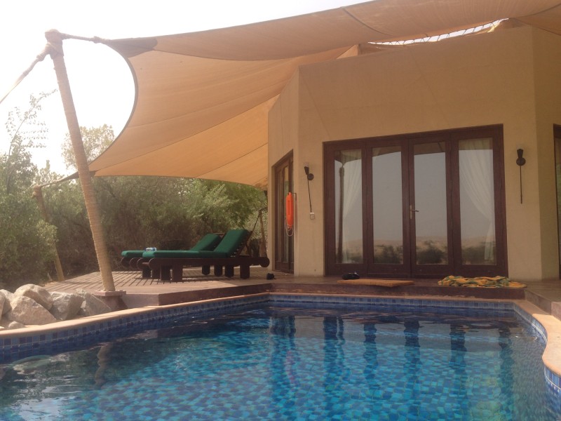Al Maha Resort Dubai villa pool