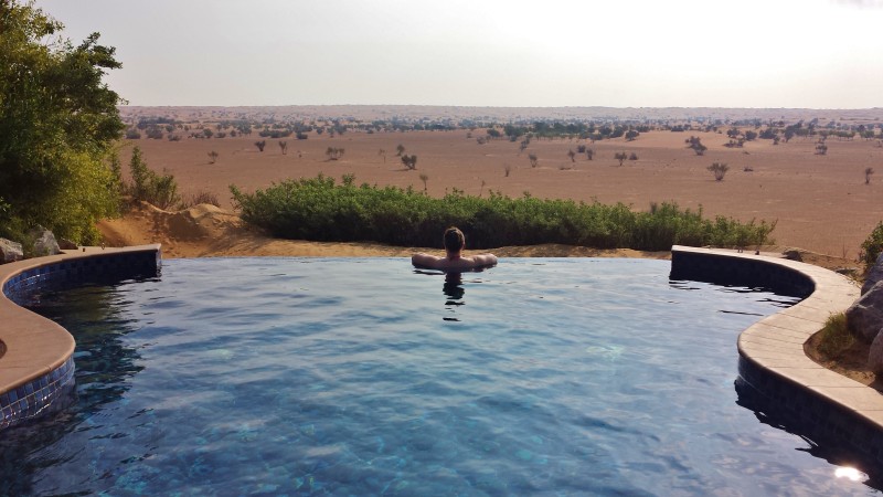 Al Maha Resort Infinity Pool view