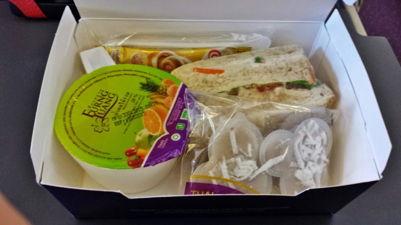 Thai Airways Economy Bangkok Chiang Mai snack
