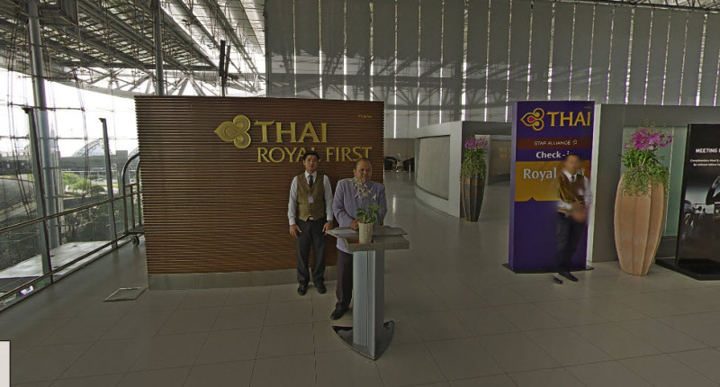 Thai Airways First Class Check In Bangkok Street View