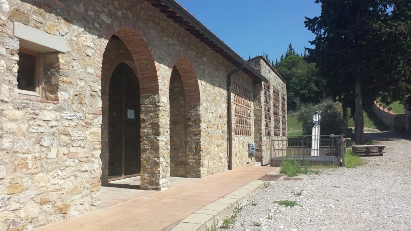Tuscany wine tours isole e olena entrance
