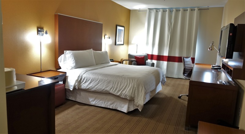 Four Points Portland East Deluxe Guest Room