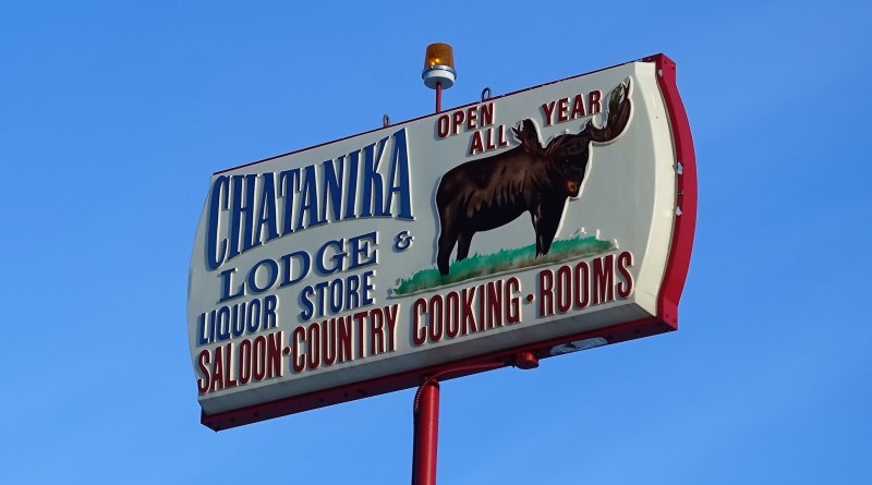a sign with a moose on it