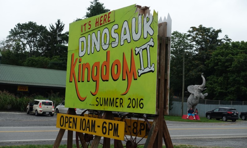 Dinosaur Kingdom II Natural Bridge VA opening sign