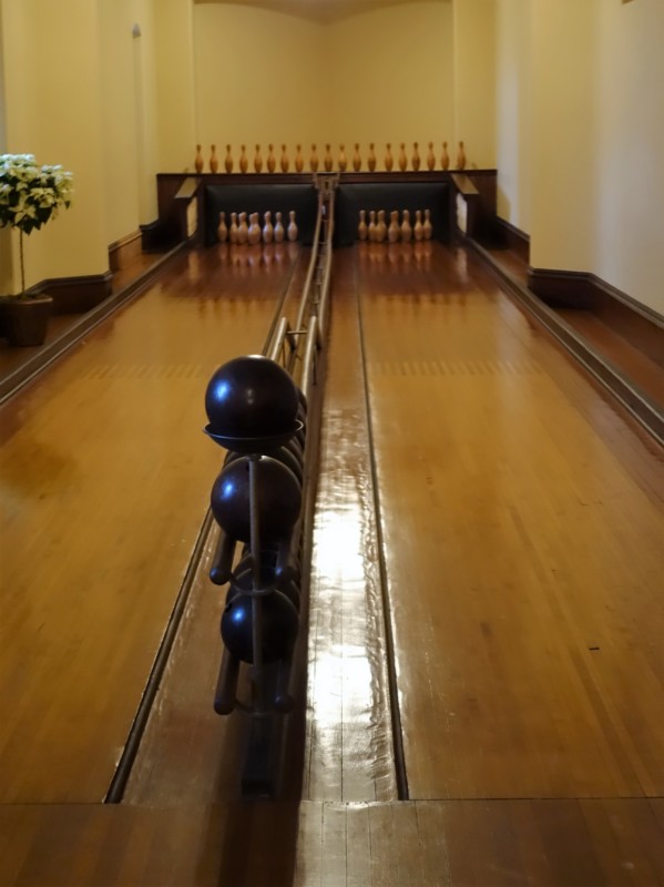 The Bilmtore House even has its own bowling alley