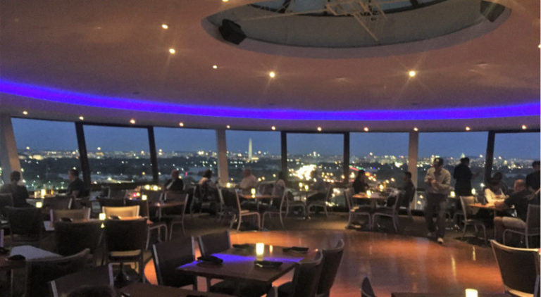 Skydome Lounge: Panoramic Views of the DC Monuments