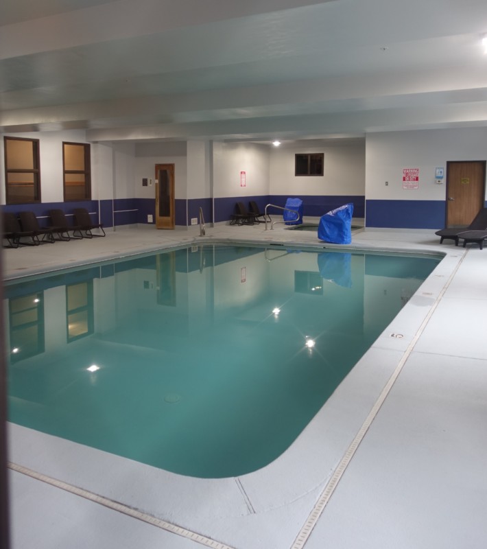 Best Western Newberg OR indoor pool