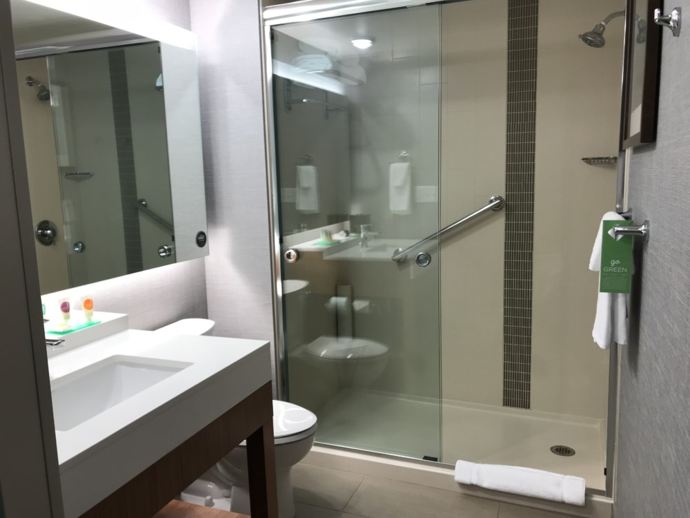 hyatt place boise idaho hotel bathroom