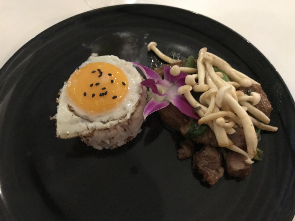 B Samcook Home 16 Chiang Mai beef with fried egg
